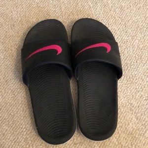 Nike slides
